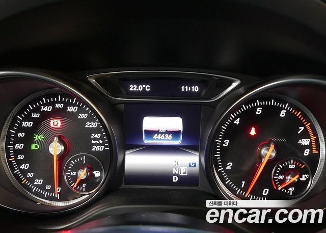 Mercedes-Benz CLA 2018 thumb 6