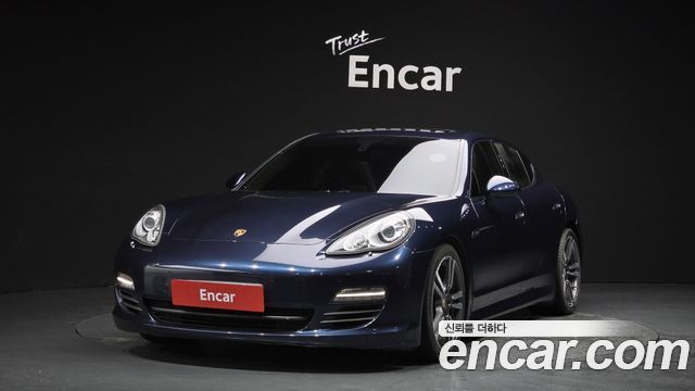 Porsche Panamera 2012 thumb 2