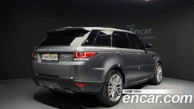 Land Rover Range Rover Sport 2016 thumb 3