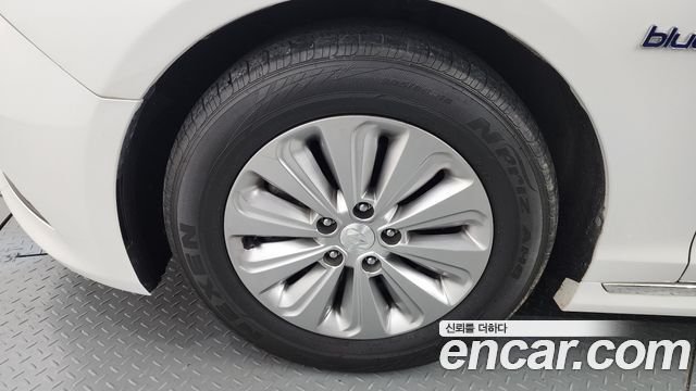 Hyundai Sonata 2015 thumb 6