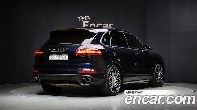 Porsche Cayenne 2015 thumb 3
