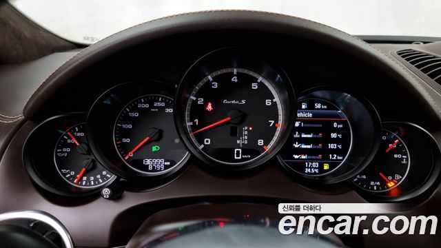 Porsche Cayenne 2015 thumb 9