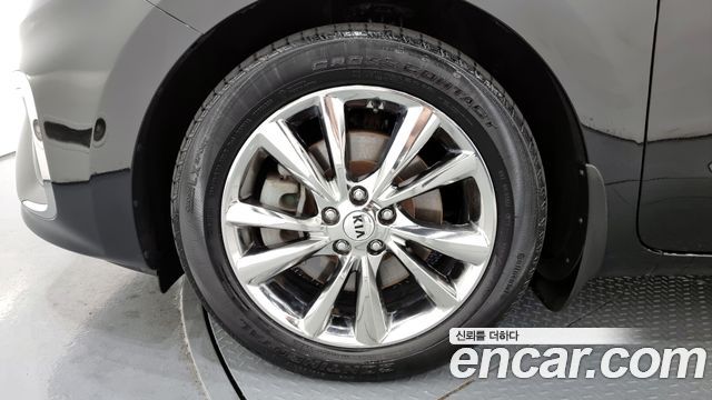 Kia Carnival 2019 thumb 6