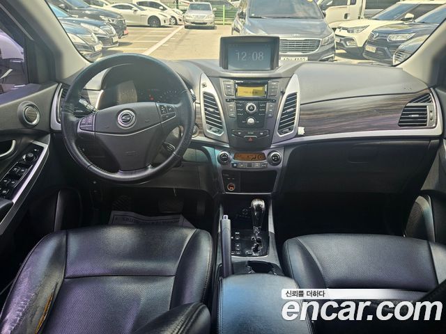 SsangYong Korando 2013 thumb 7