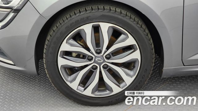 Renault Korea SM6 2017 thumb 5