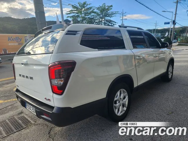 SsangYong Rexton 2022 thumb 3
