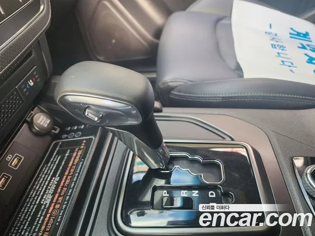 SsangYong Rexton 2022 thumb 9
