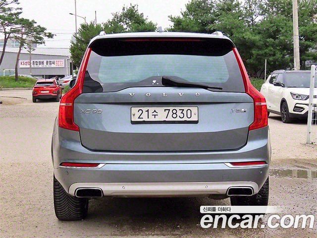 Volvo XC90 2018 thumb 5