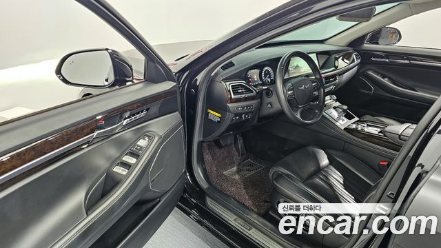 Genesis G90 2019 thumb 11