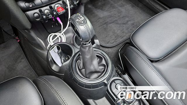 Mini Hatch 2015 thumb 10