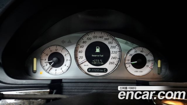 Mercedes-Benz E-Class 2007 thumb 9