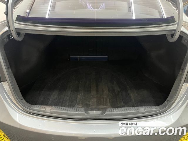 Hyundai Avante 2011 thumb 9