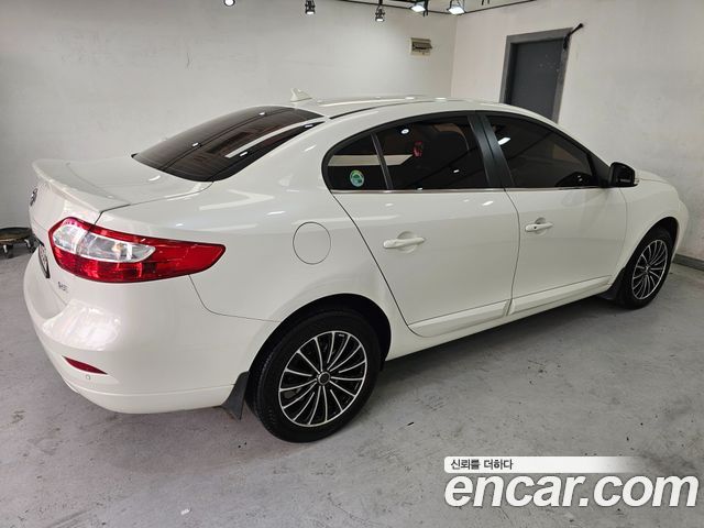 Renault Korea SM3 2011 thumb 6