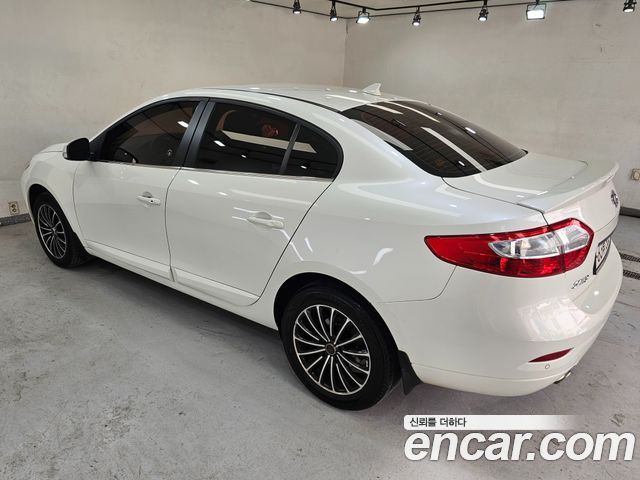 Renault Korea SM3 2011 thumb 7