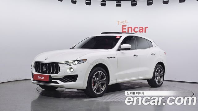 Maserati Levante 2017 thumb 2