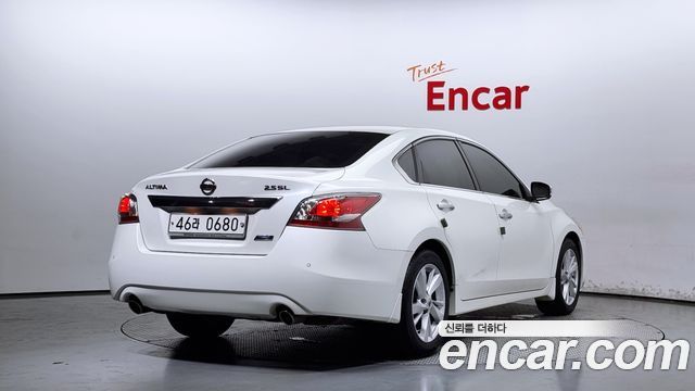 Nissan Altima 2015 thumb 3