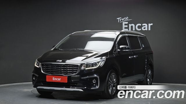 Kia Carnival 2018 thumb 2