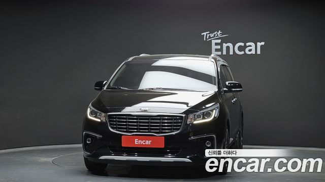 Kia Carnival 2018 thumb 4