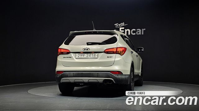 Hyundai Santa Fe 2014 thumb 5