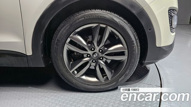 Hyundai Santa Fe 2014 thumb 6
