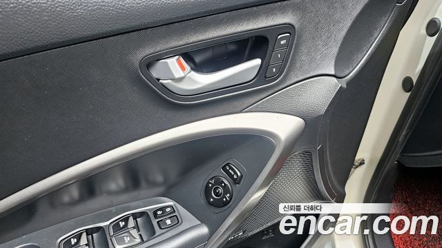 Hyundai Santa Fe 2014 thumb 11