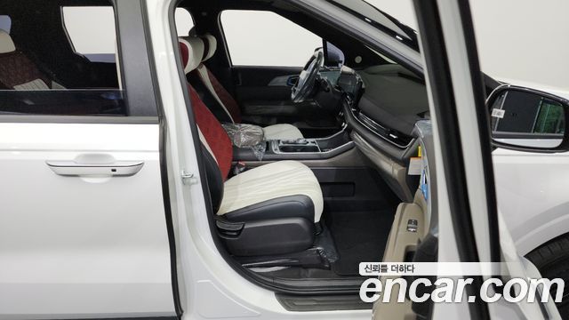 Kia Carnival 2025 thumb 11