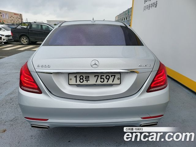 Mercedes-Benz S-Class 2014 thumb 5