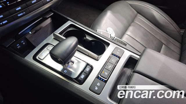 Genesis G80 2018 thumb 9