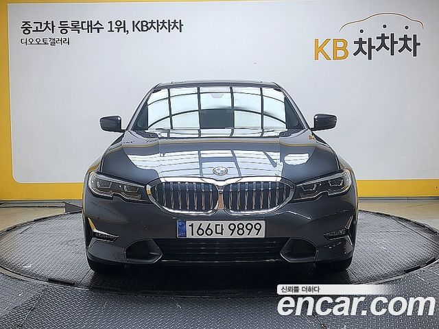 BMW 3 серии 2020 thumb 4
