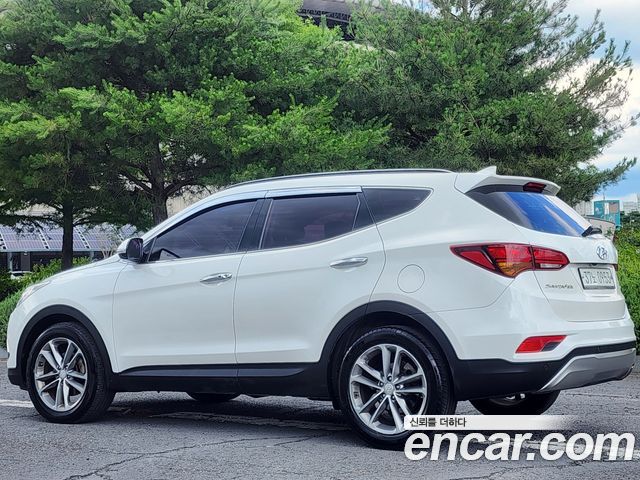 Hyundai Santa Fe 2016 thumb 6