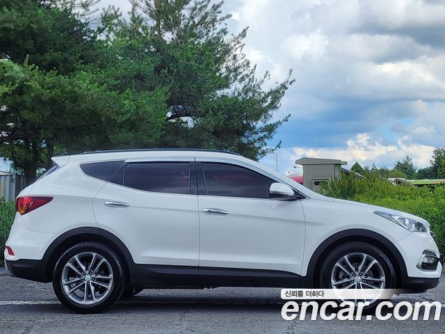 Hyundai Santa Fe 2016 thumb 8