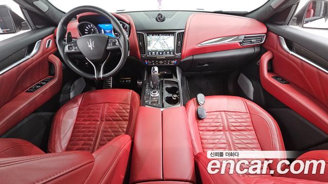 Maserati Levante 2021 thumb 7