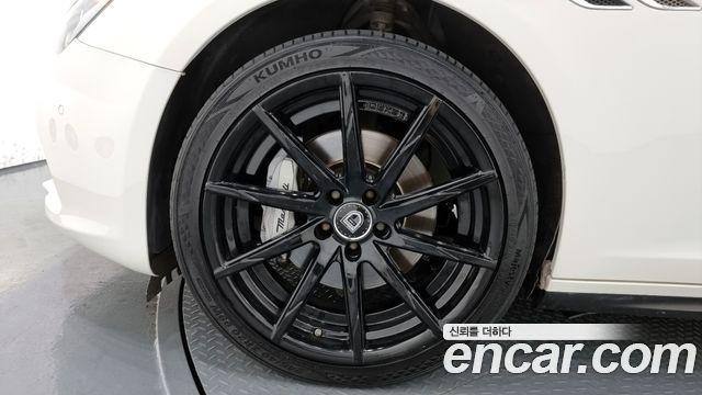 Maserati Ghibli 2016 thumb 6