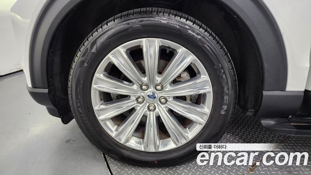 Ford Explorer 2020 thumb 6