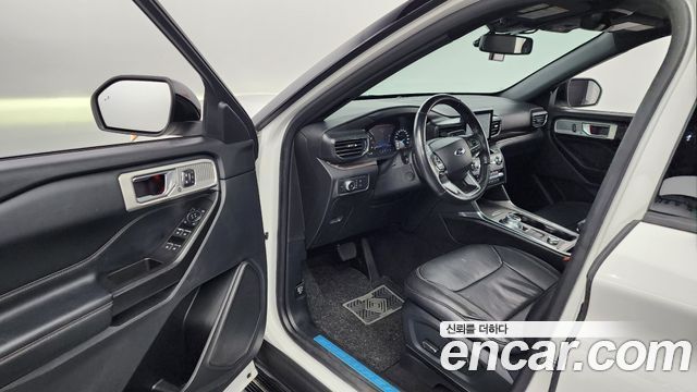 Ford Explorer 2020 thumb 11