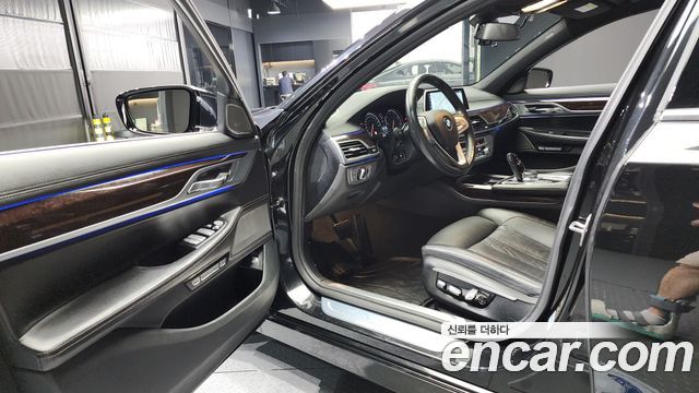 BMW 7 серии 2016 thumb 10