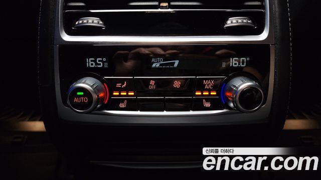 BMW 7 серии 2016 thumb 11