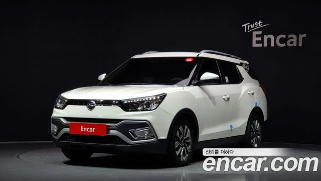 SsangYong Tivoli 2019 thumb 2