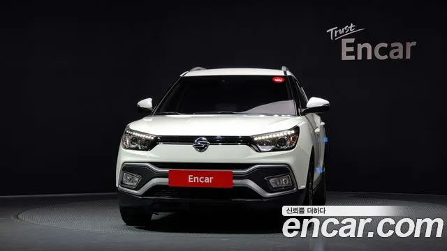 SsangYong Tivoli 2019 thumb 4