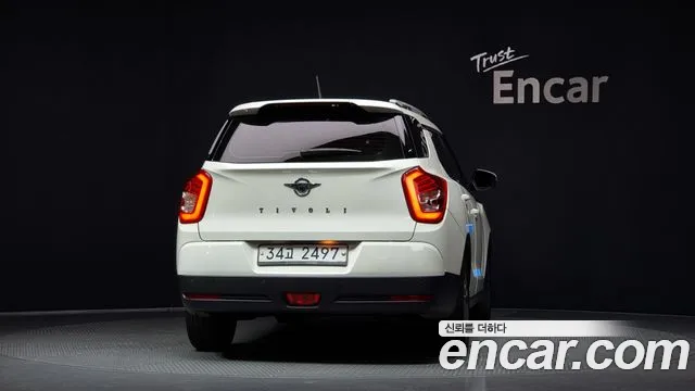 SsangYong Tivoli 2019 thumb 5