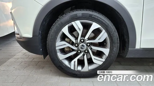 SsangYong Tivoli 2019 thumb 6
