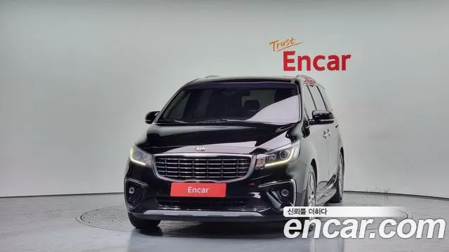 Kia Carnival 2019 thumb 4