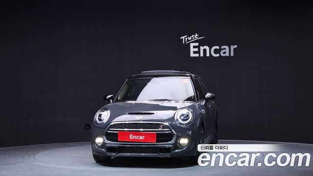 Mini Hatch 2019 thumb 4