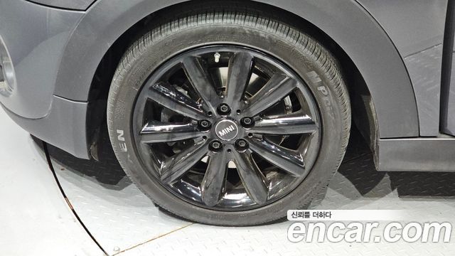 Mini Hatch 2019 thumb 6