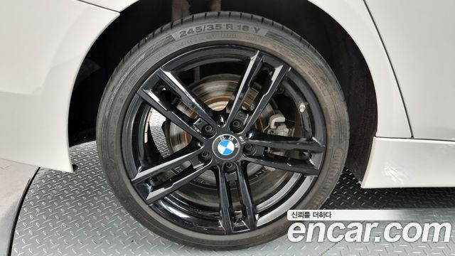 BMW 3 серии 2017 thumb 6