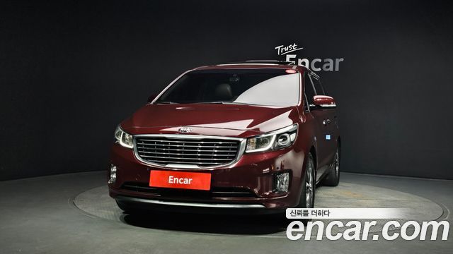 Kia Carnival 2015 thumb 4