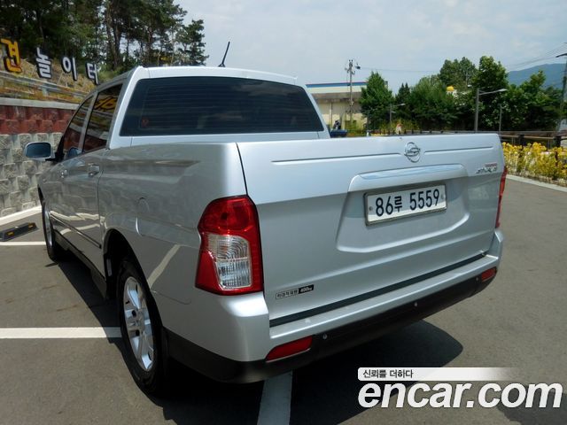 SsangYong Korando 2012 thumb 4