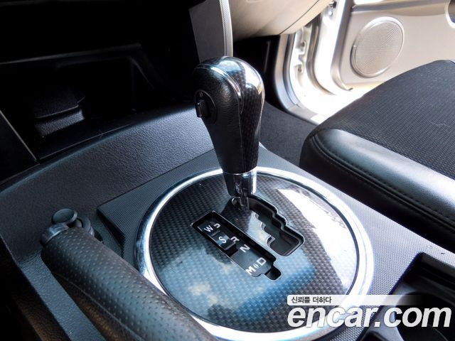 SsangYong Korando 2012 thumb 10