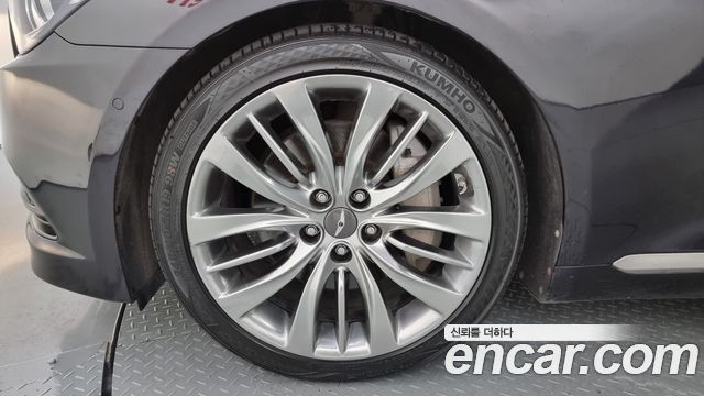 Hyundai Genesis 2016 thumb 6