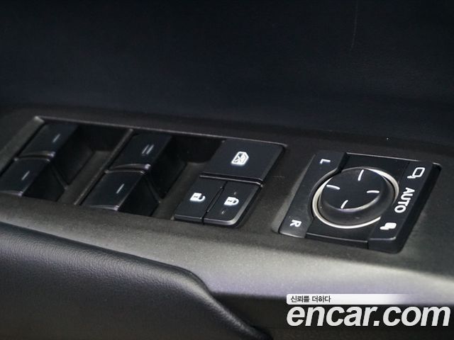 Lexus NX 2017 thumb 8